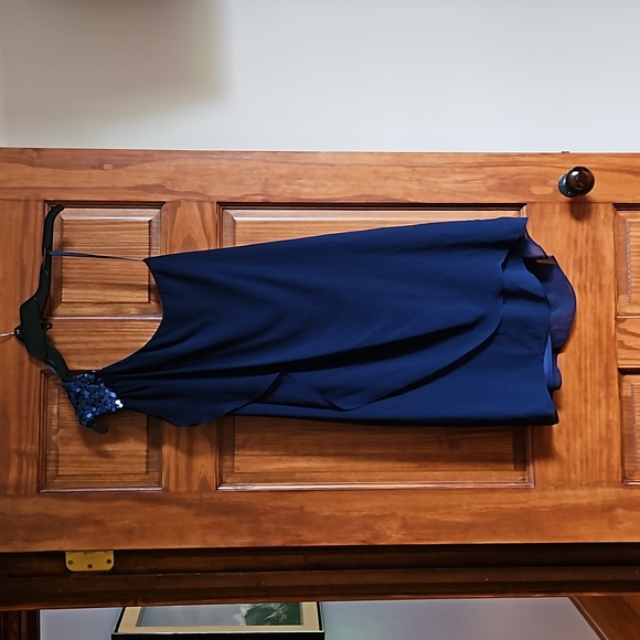 S.L. Fashions dress - Picture 2 of 3